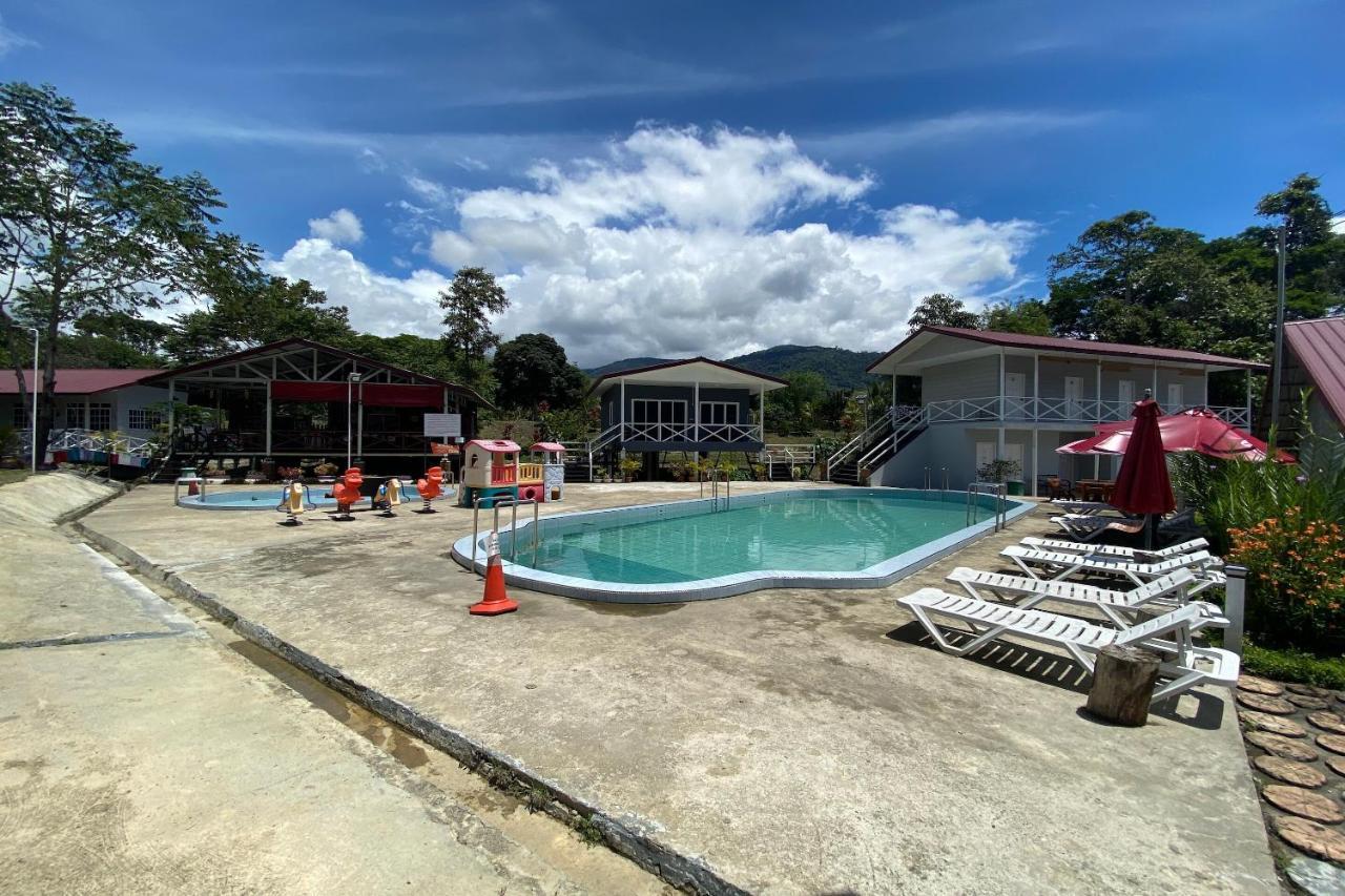 Spot On 90279 Kinomulok Garden Hotel Ranau Eksteriør billede