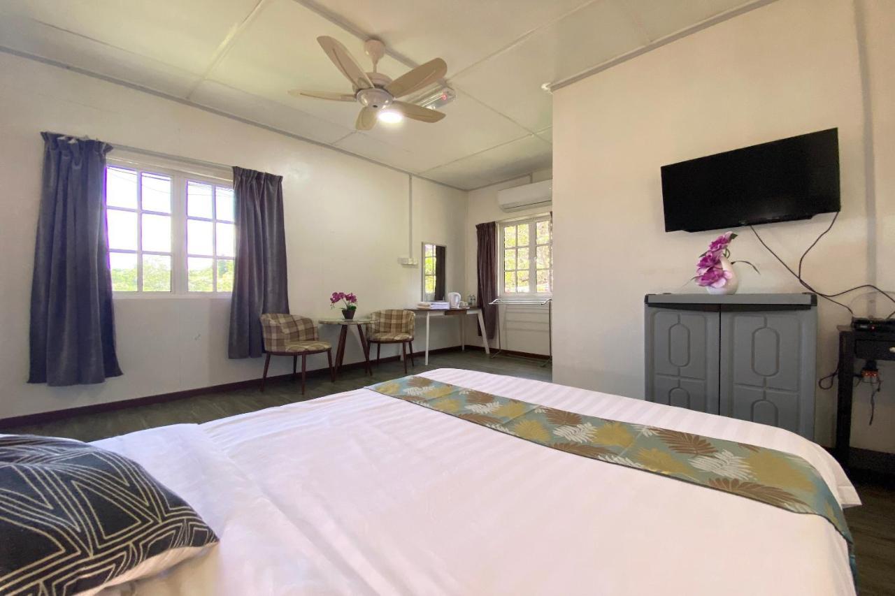Spot On 90279 Kinomulok Garden Hotel Ranau Eksteriør billede