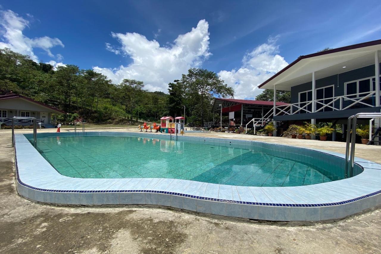 Spot On 90279 Kinomulok Garden Hotel Ranau Eksteriør billede